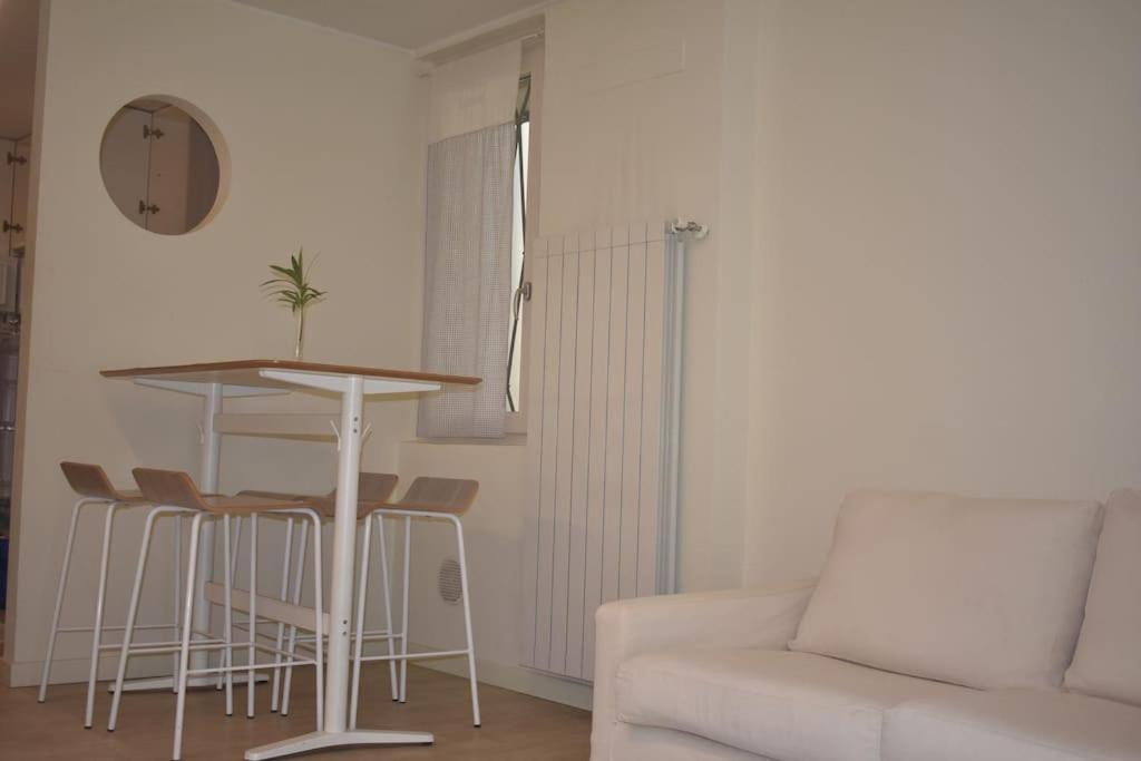 Nur 2 Casa Vacanze Bergamo Via Pignolo ภายนอก รูปภาพ