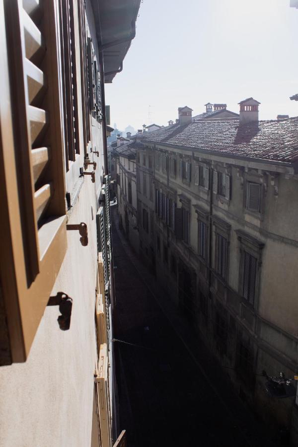 Nur 2 Casa Vacanze Bergamo Via Pignolo ภายนอก รูปภาพ